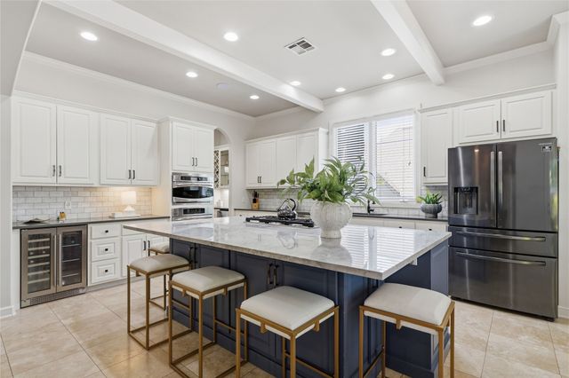 3661 S Lewis Avenue, Tulsa, OK 74105