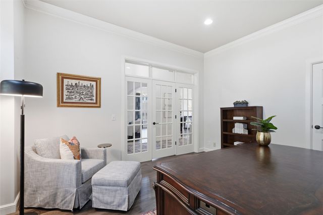 3661 S Lewis Avenue, Tulsa, OK 74105
