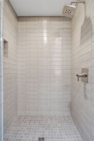 3661 S Lewis Avenue, Tulsa, OK 74105