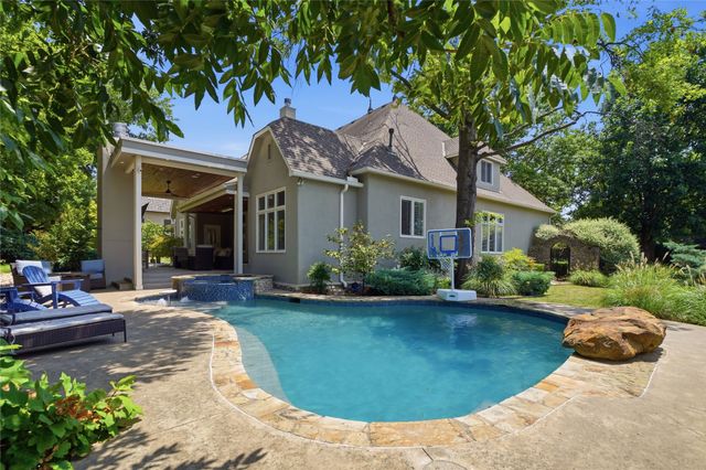 3661 S Lewis Avenue, Tulsa, OK 74105