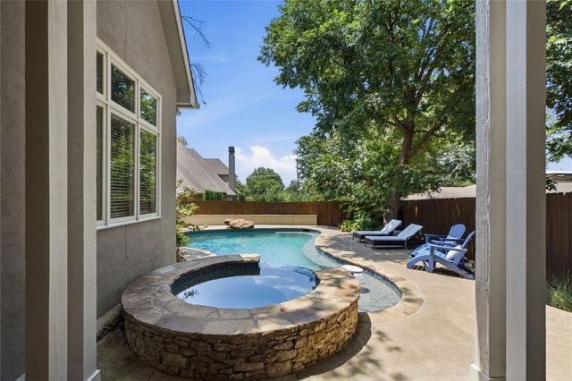 3661 S Lewis Avenue, Tulsa, OK 74105