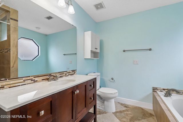 687 SCARLET VIEW Court, Orange Park, FL 32073