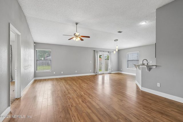 687 SCARLET VIEW Court, Orange Park, FL 32073