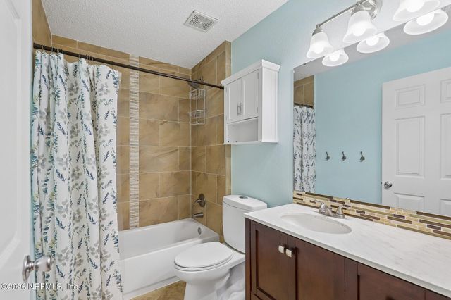687 SCARLET VIEW Court, Orange Park, FL 32073