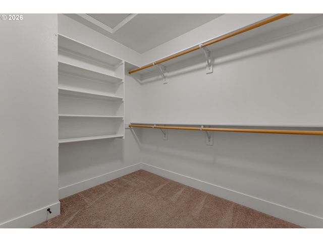 2130 Se LAMBERT St, Portland, OR 97202