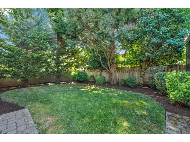 2130 Se LAMBERT St, Portland, OR 97202