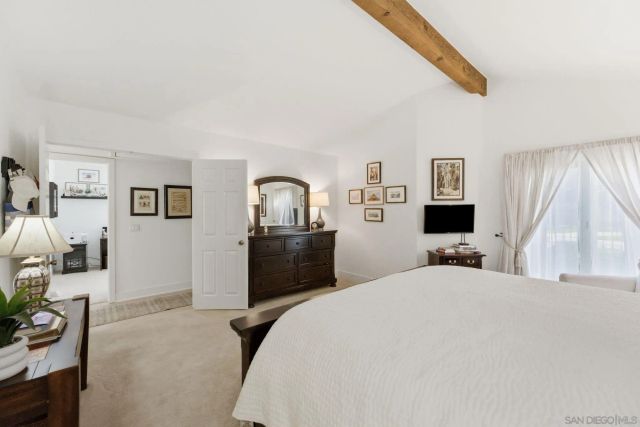 17663 Caminito Hercuba, San Diego, CA 92128