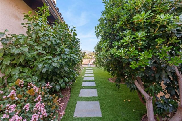 17663 Caminito Hercuba, San Diego, CA 92128