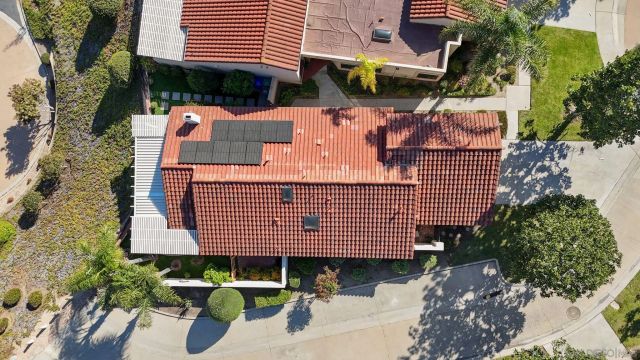 17663 Caminito Hercuba, San Diego, CA 92128