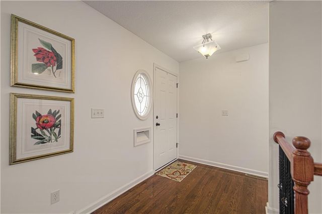 5901 W 87th Terrace, Overland Park, KS 66207