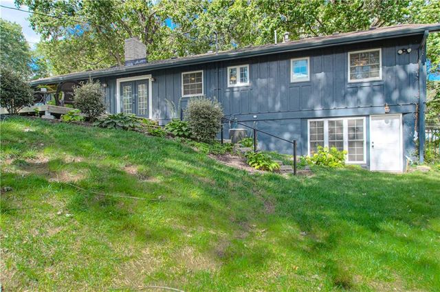 5901 W 87th Terrace, Overland Park, KS 66207