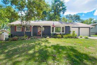 5901 W 87th Terrace, Overland Park, KS 66207