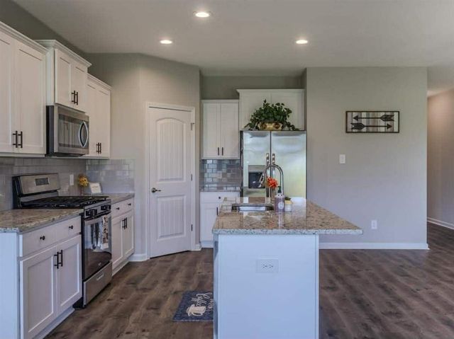 1701 Sawgrass Dr Drive, Westlake, LA 70669