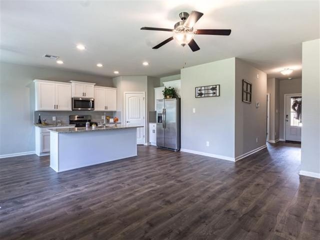 1701 Sawgrass Dr Drive, Westlake, LA 70669