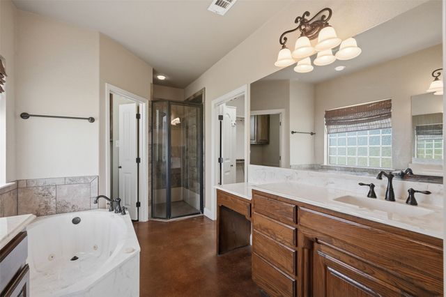 799 Vz County Road 2604, Mabank, TX 75147
