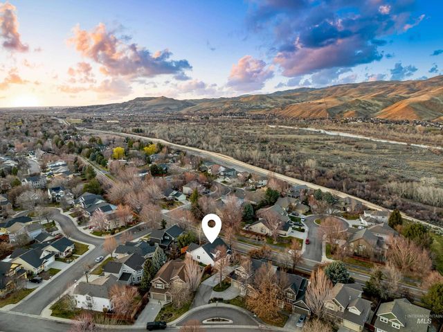 6286 E Gateway Ct, Boise, ID 83716