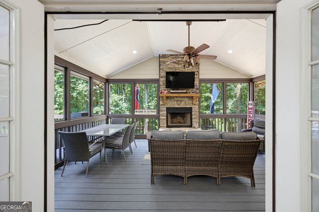 3744 Tanners Mill Road, Gainesville, GA 30507