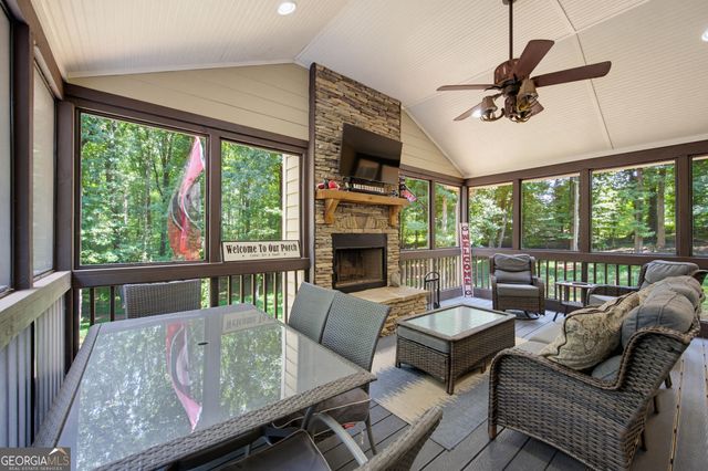 3744 Tanners Mill Road, Gainesville, GA 30507