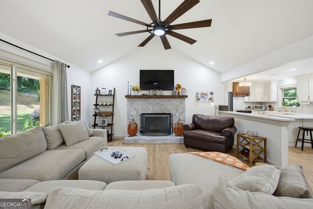 3744 Tanners Mill Road, Gainesville, GA 30507