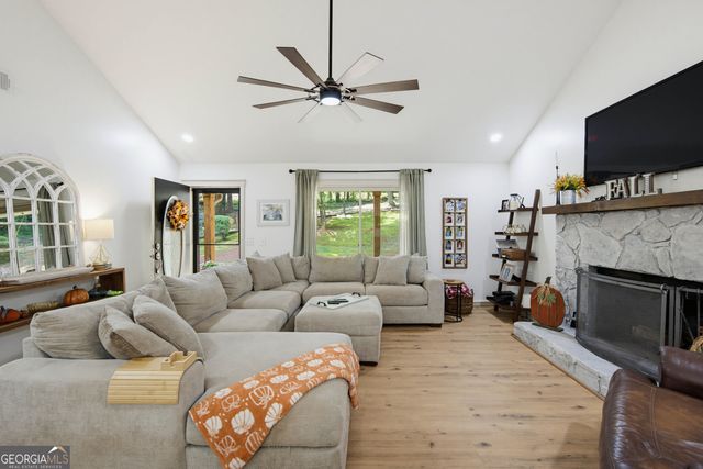 3744 Tanners Mill Road, Gainesville, GA 30507