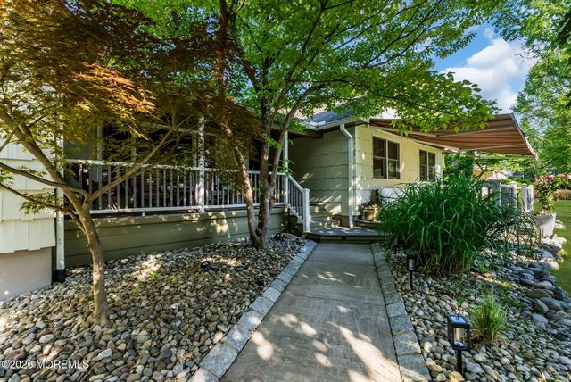 19 Springhouse Road, Ocean Twp, NJ 07712