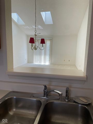 7259 Registry Drive, Indianapolis, IN 46217