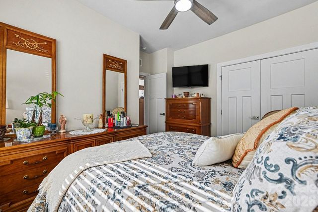 5042 Summer Surprise Lane, Charlotte, NC 28215