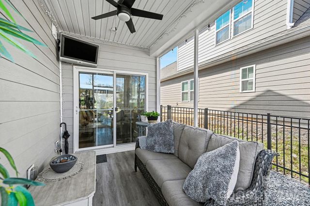 5042 Summer Surprise Lane, Charlotte, NC 28215