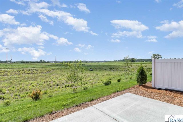 811 Viburnum Street, Belle Plaine, MN 56011