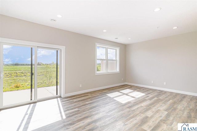 811 Viburnum Street, Belle Plaine, MN 56011