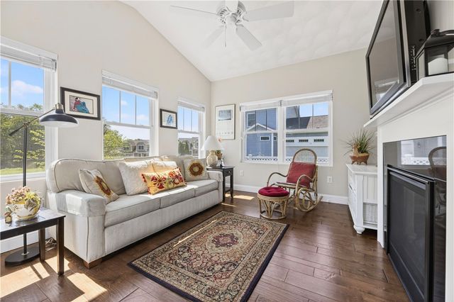 55 Morningside Drive, North Kingstown, RI 02852