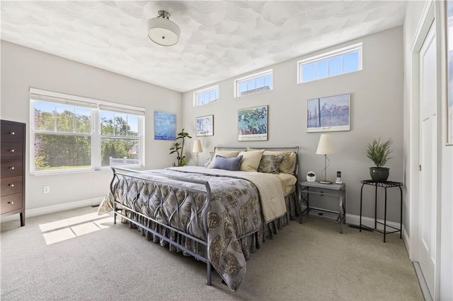 55 Morningside Drive, North Kingstown, RI 02852
