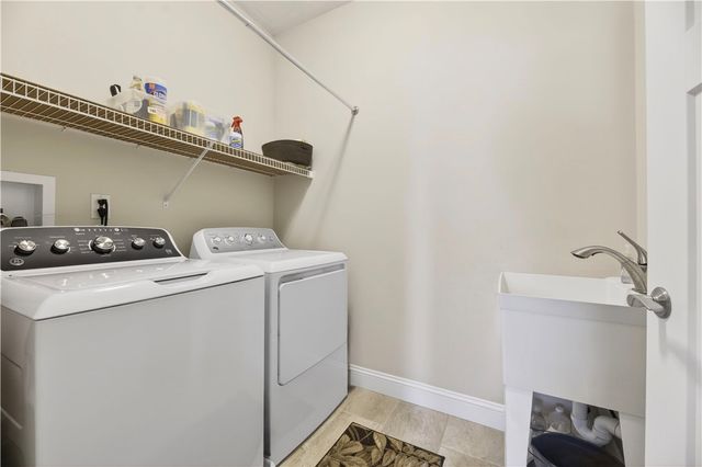 55 Morningside Drive, North Kingstown, RI 02852