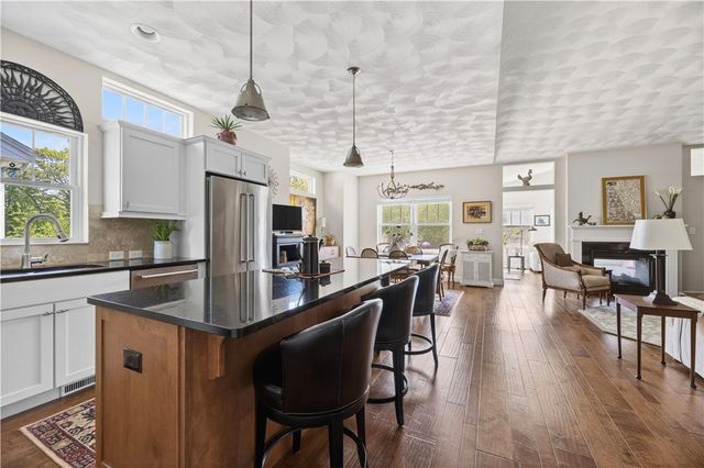 55 Morningside Drive, North Kingstown, RI 02852