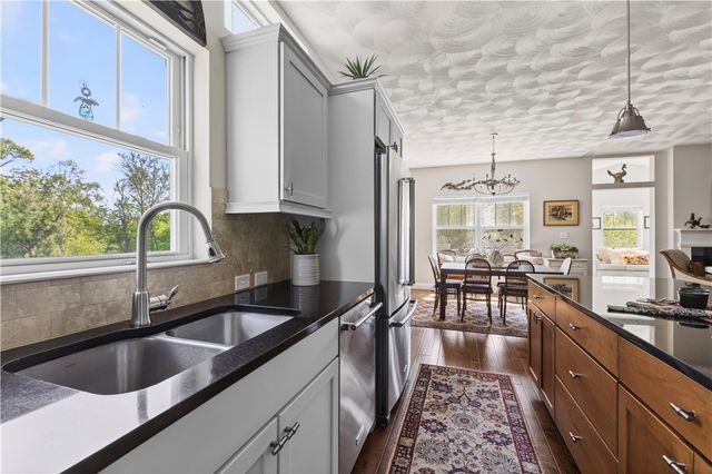 55 Morningside Drive, North Kingstown, RI 02852