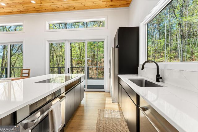 150 Clarice Lane, Sautee Nacoochee, GA 30571