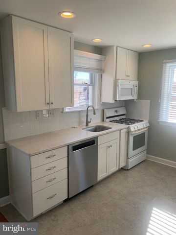 4 MAIN AVE, Wilmington, DE 19804