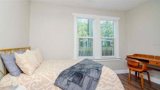 213 W WARREN AVENUE, Tampa, FL 33602