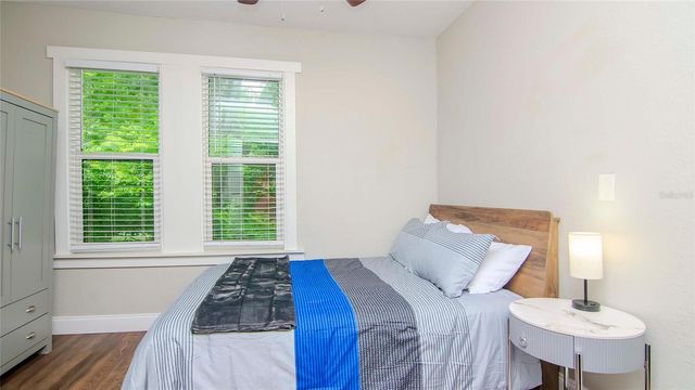 213 W WARREN AVENUE, Tampa, FL 33602