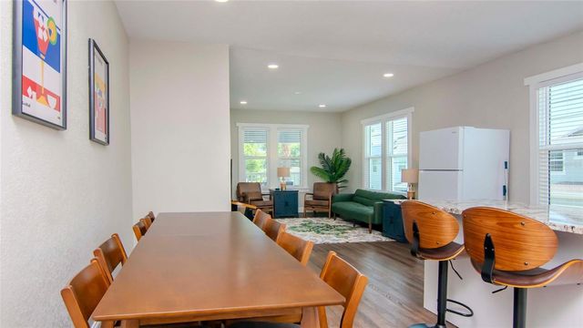 213 W WARREN AVENUE, Tampa, FL 33602