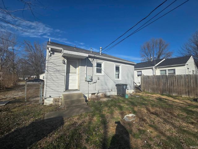 1505 Jackson Avenue, Evansville, IN 47714