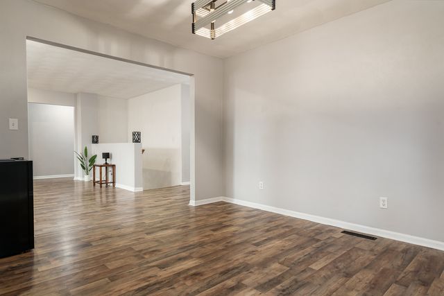 15549 Bryden Drive, South Beloit, IL 61080