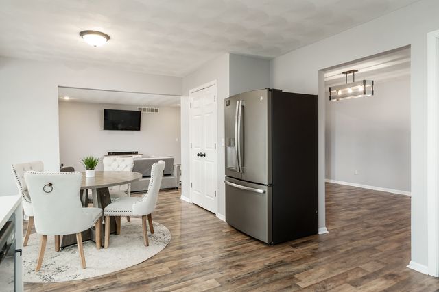 15549 Bryden Drive, South Beloit, IL 61080