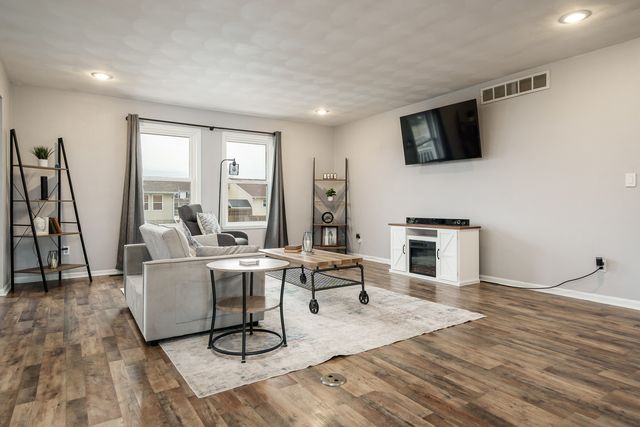 15549 Bryden Drive, South Beloit, IL 61080