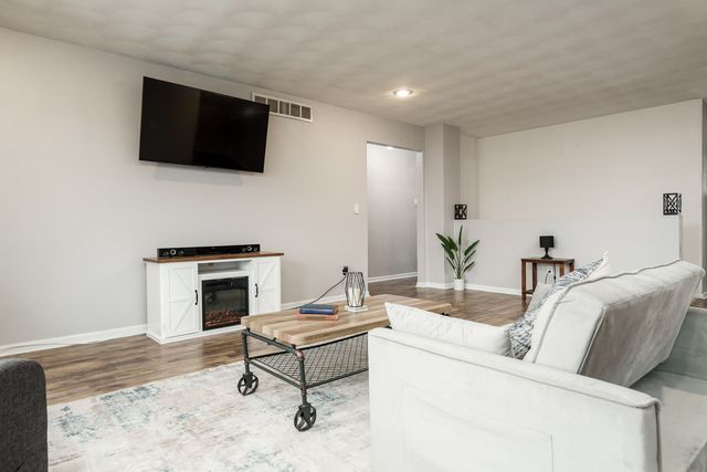 15549 Bryden Drive, South Beloit, IL 61080