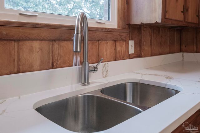 3480 Bayou Blvd, Pensacola, FL 32503