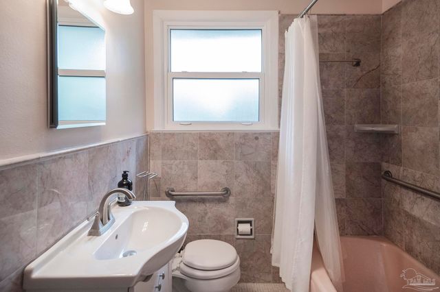 3480 Bayou Blvd, Pensacola, FL 32503