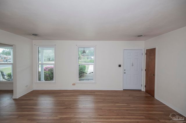 3480 Bayou Blvd, Pensacola, FL 32503