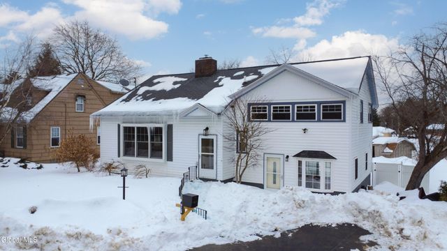 281 N Kingsboro Avenue, Gloversville, NY 12078