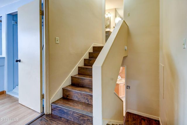 281 N Kingsboro Avenue, Gloversville, NY 12078